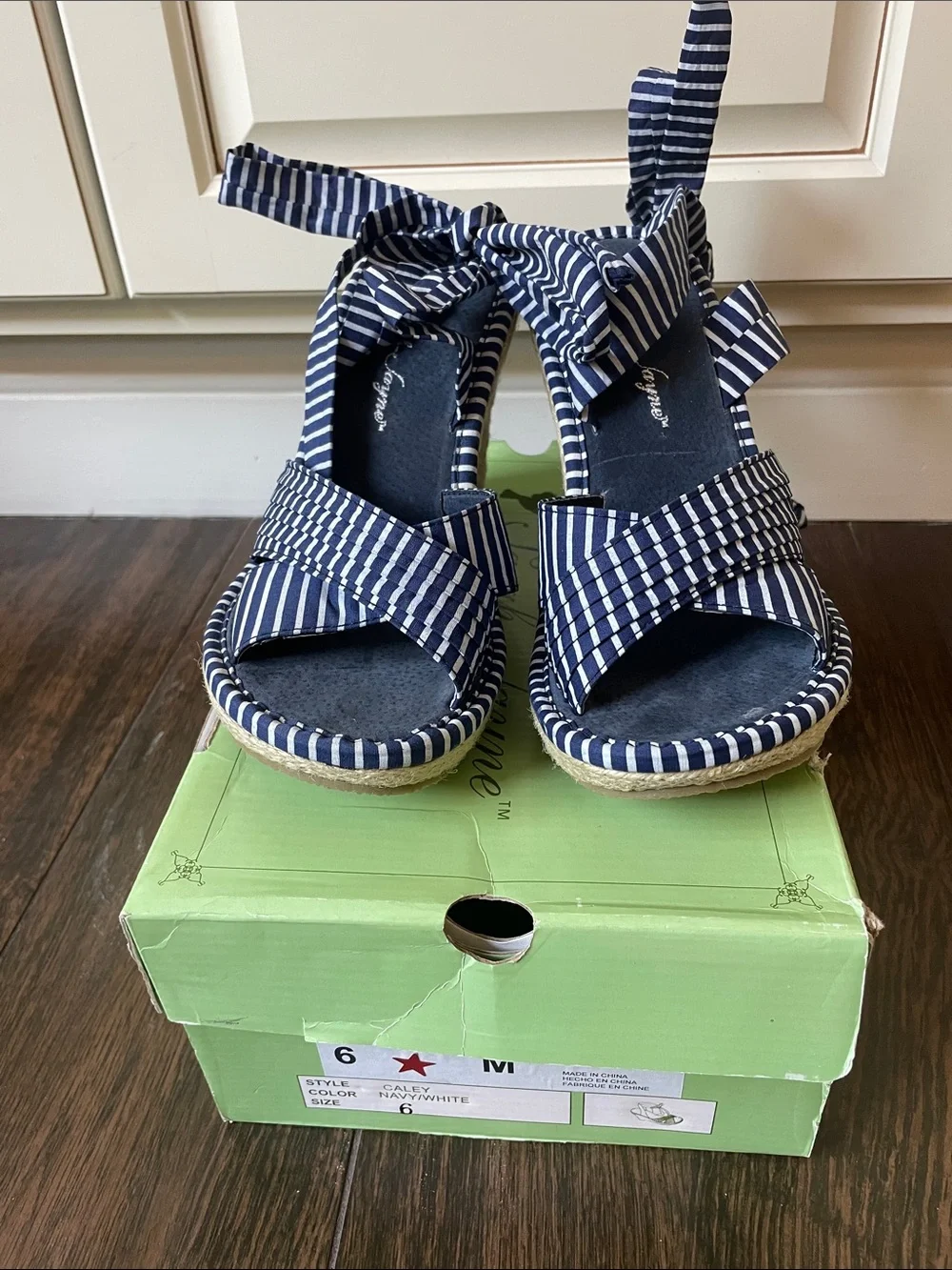 NWT Sarah Jayne Espadrille Strap Wedges!